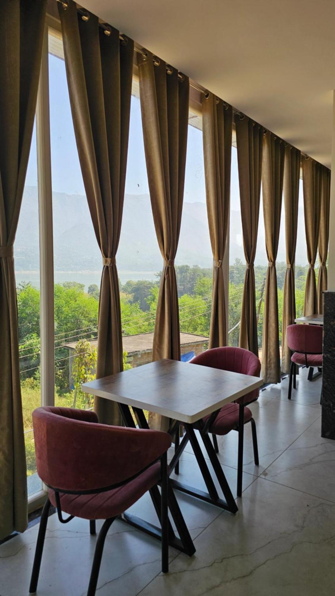 Govind Sagar View Hotel & Restaurant Bilaspur  외부 사진